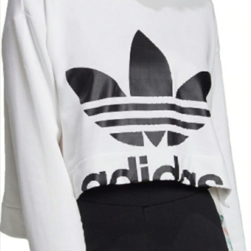 **HP** ADIDAS Trefoil Cropped Sweatshirt - Picture 2 of 7